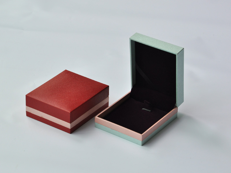 Paper Pendant  Box
