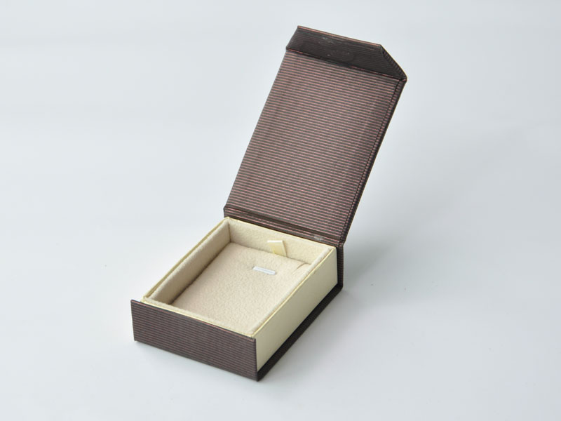 Paper Pendant  Box