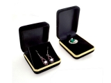 Velvet Earring Box