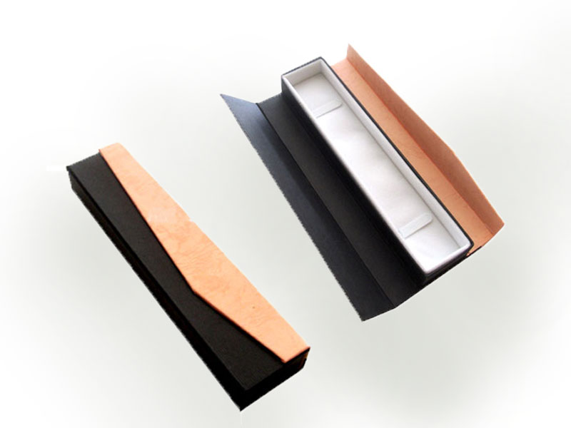 Paper Bracelet Box