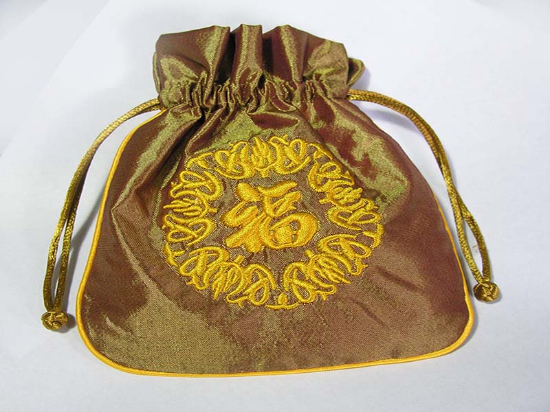 Cloth Pouches5