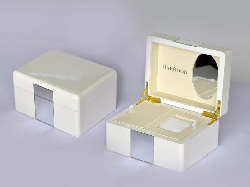 Wooden Set Box1